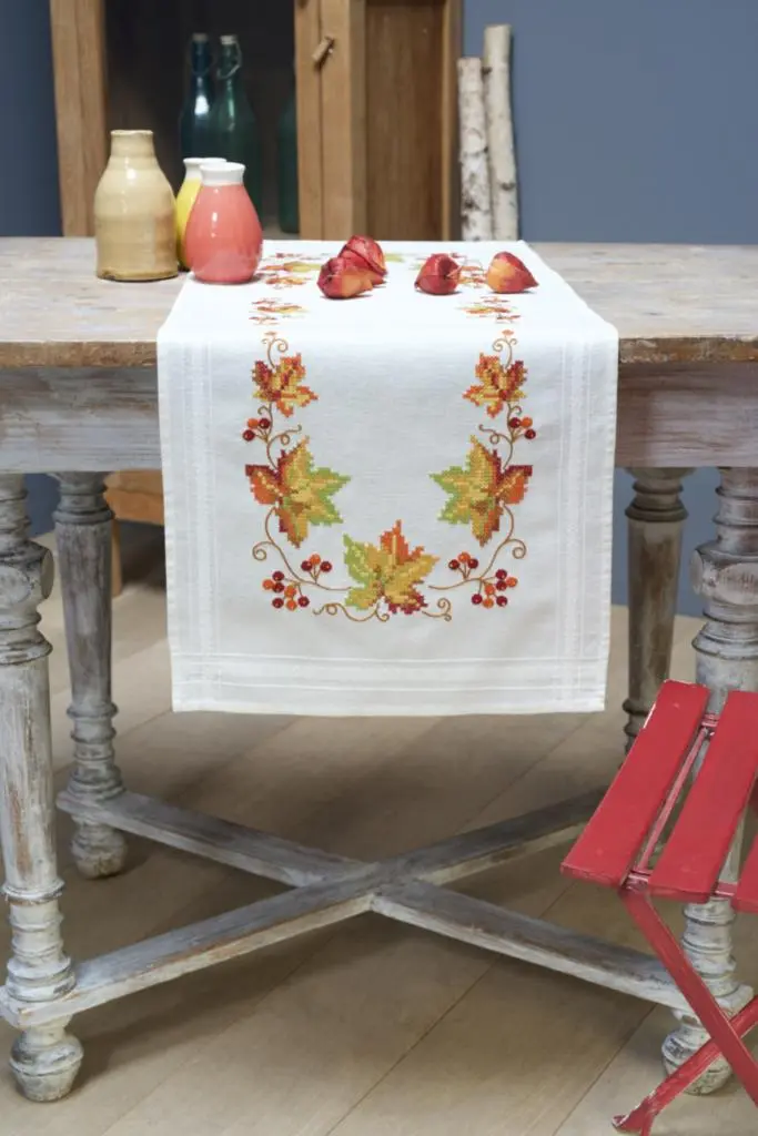 PN-0013311 Набір для вишивання хрестом (доріжка на стіл) Vervaco Осіннє листя