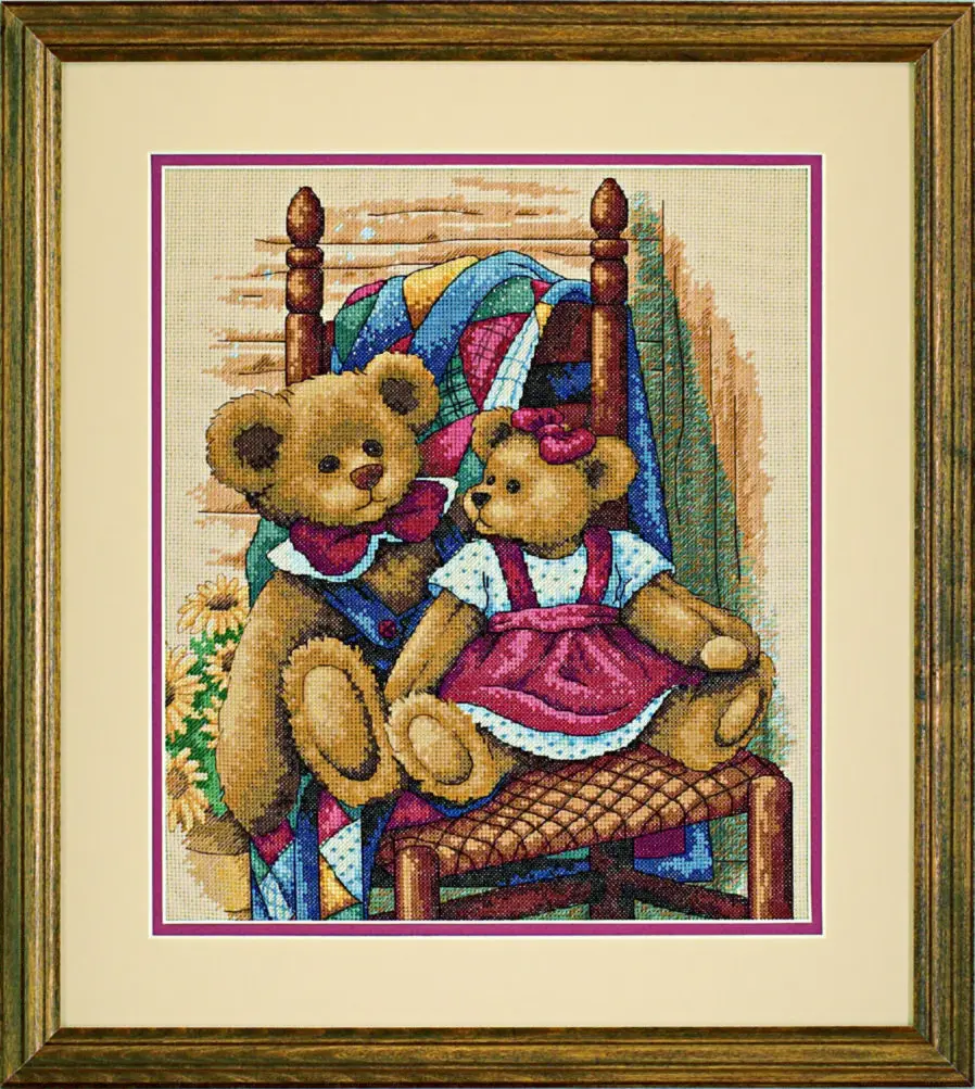 35103 Набір для вишивання хрестом Teddies on Quilt Ведмедики на стільці, 30*36см, DIMENSIONS