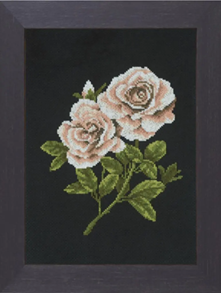 PN-0008337 Набір для вишивки хрестом LanArte Roses on black Троянди на чорному 