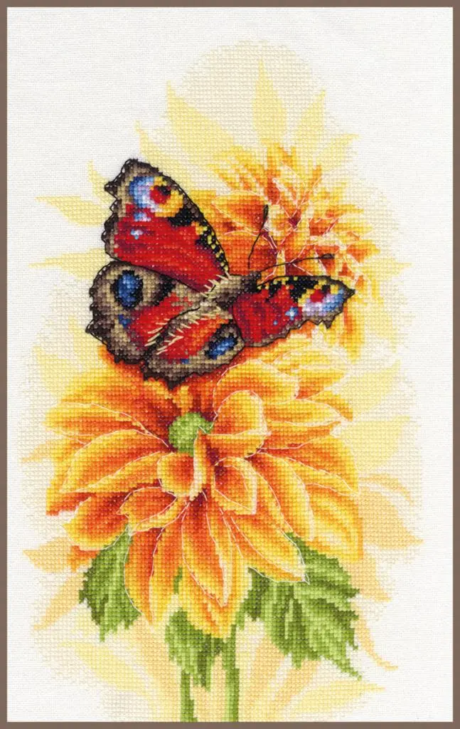 PN-0194926 Набір для вишивки хрестом LanArte Fluttering butterfly Пурхаючий метелик