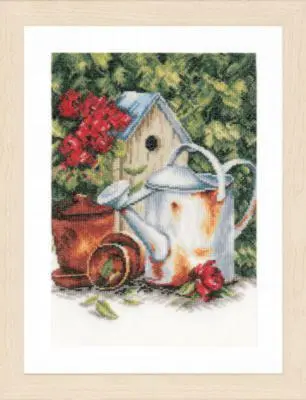 PN-0167124 Набір для вишивки хрестом LanArte Watering Can  Birdhouse Садова поливалка та шпаківня