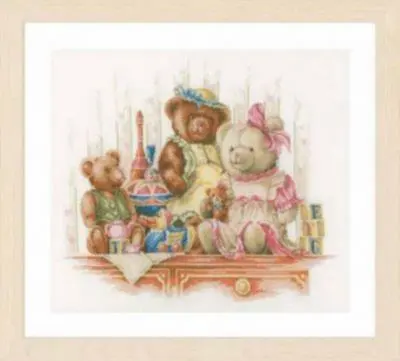 PN-0168381 Набір для вишивки хрестом LanArte Bears and Toys Ведмеді та іграшки