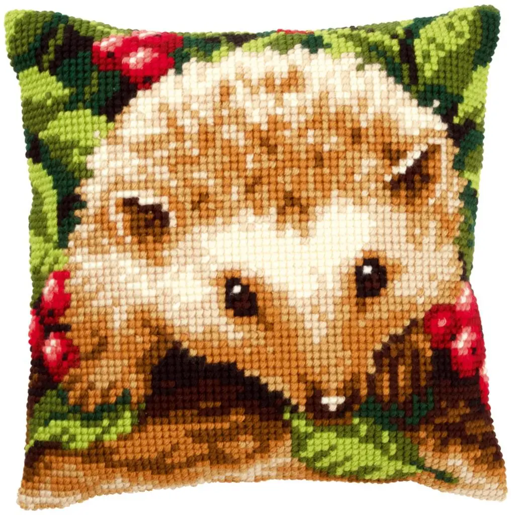 PN-0146403 Набір для вишивання хрестом (подушка) Vervaco Hedgehog with Berries Іжак у траві