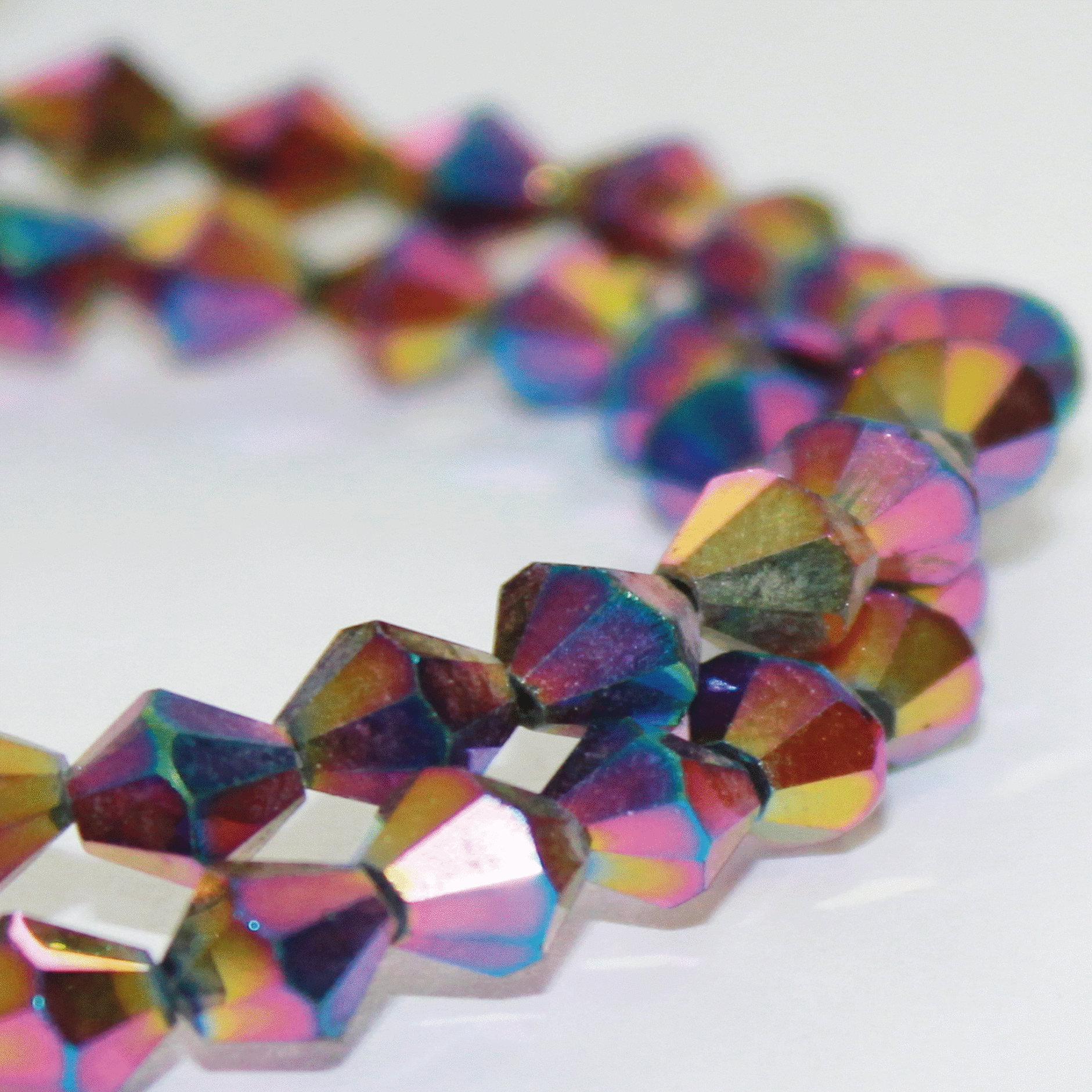 11302  RAINBOW/нитка Crystal Art намистини