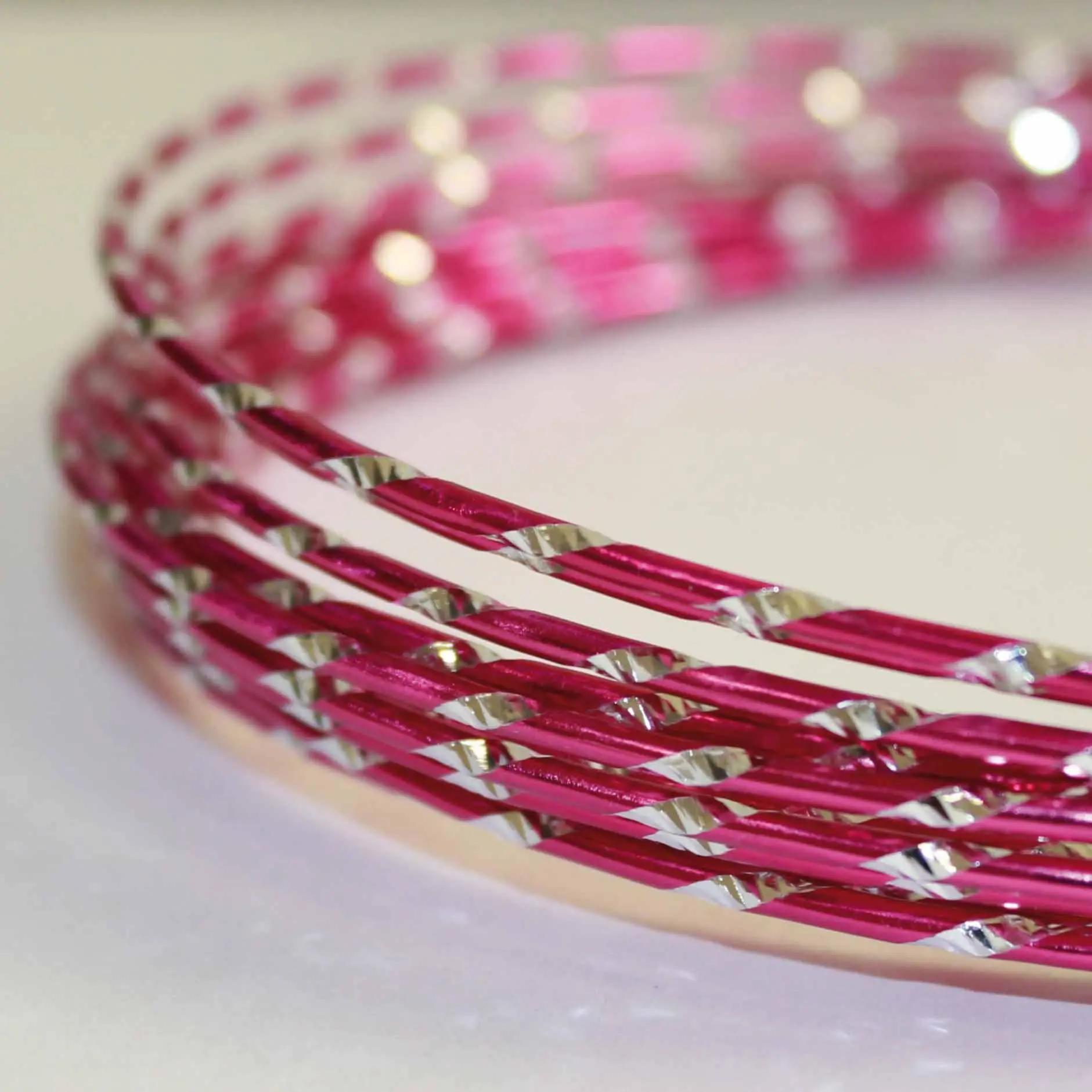 7712 Дріт художній алюмінієвий круглий з насічками, діаметр 2мм, колір №7 темно-рожевий