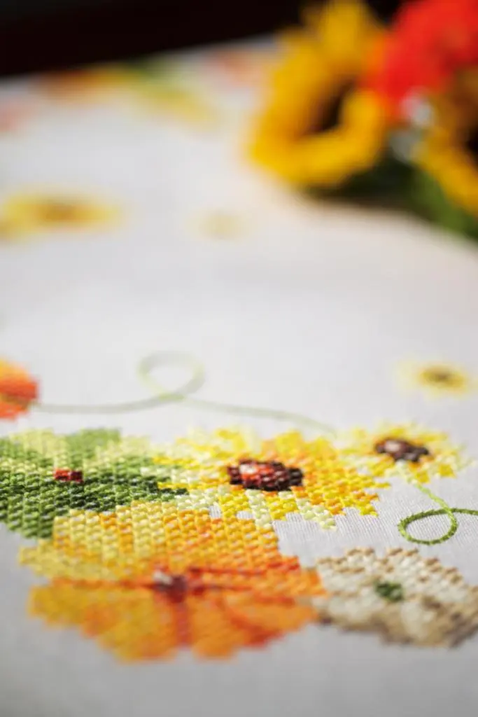 PN-0157711 Набір для вишивання хрестом (скатертина) Vervaco Sunflowers Соняшники