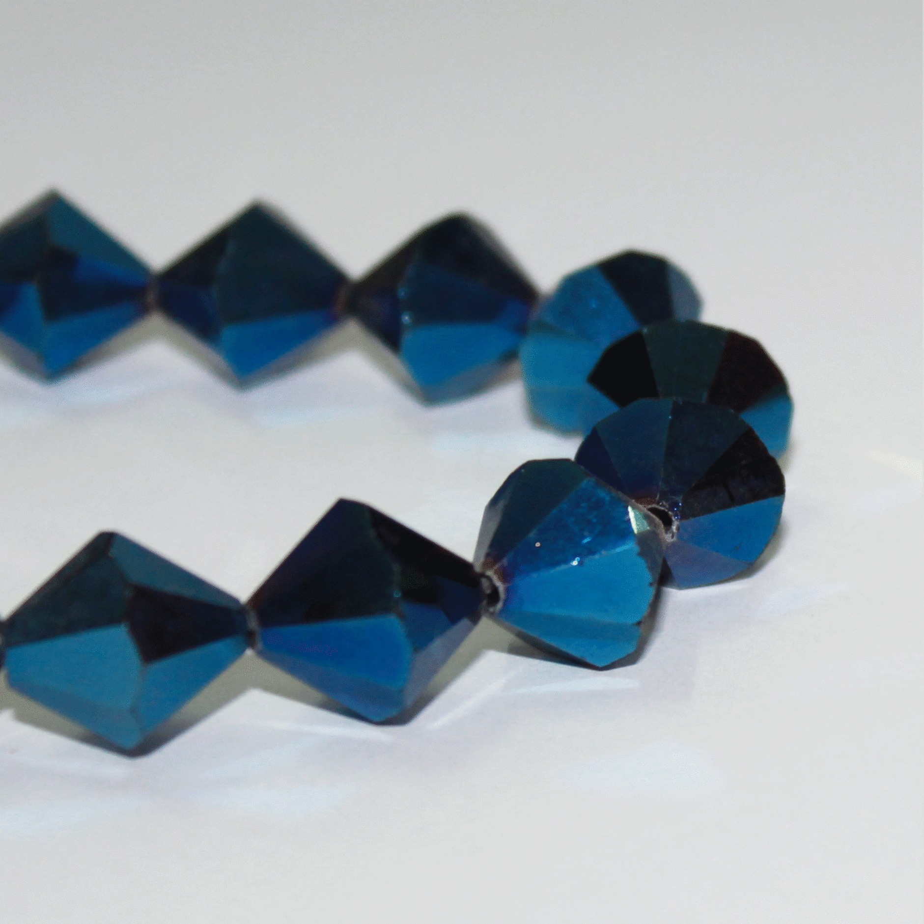 11306  BLUE/нитка Crystal Art намистини