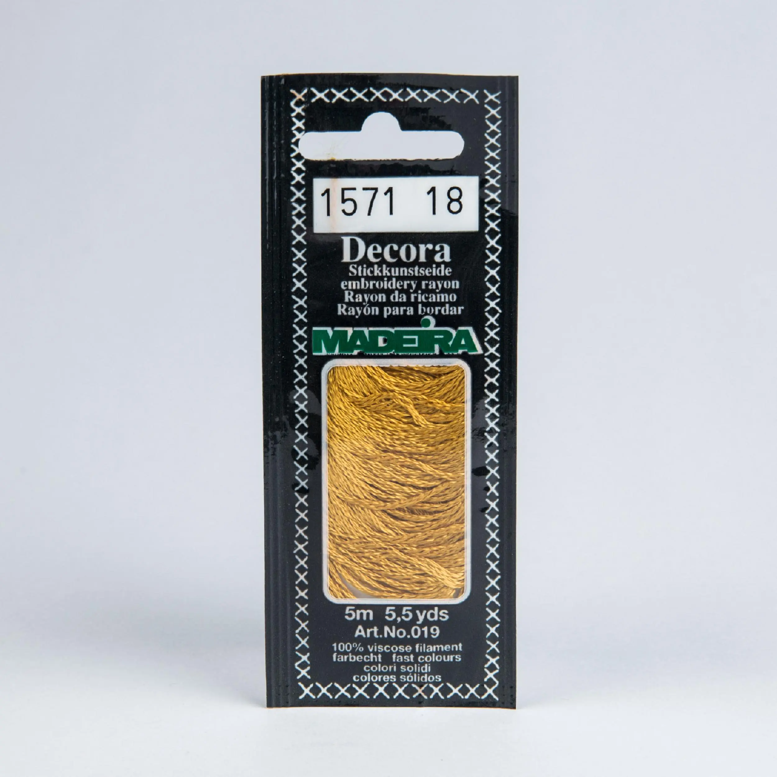 1571 Decora Madeira 5 m 4-х шарові філамент 100% віскоза