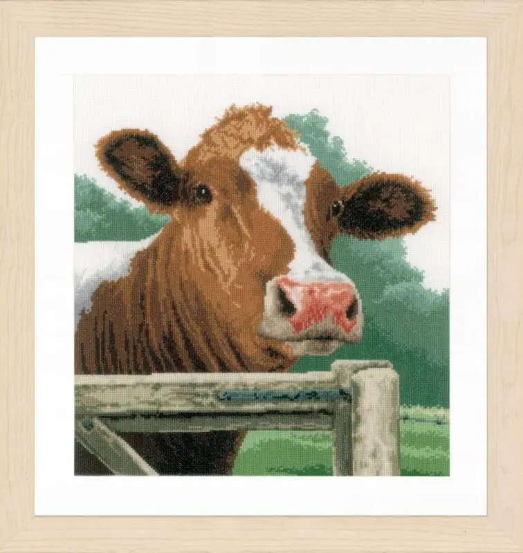 PN-0170989 Набір для вишивки хрестом LanArte Wondering Cow Цікава корова