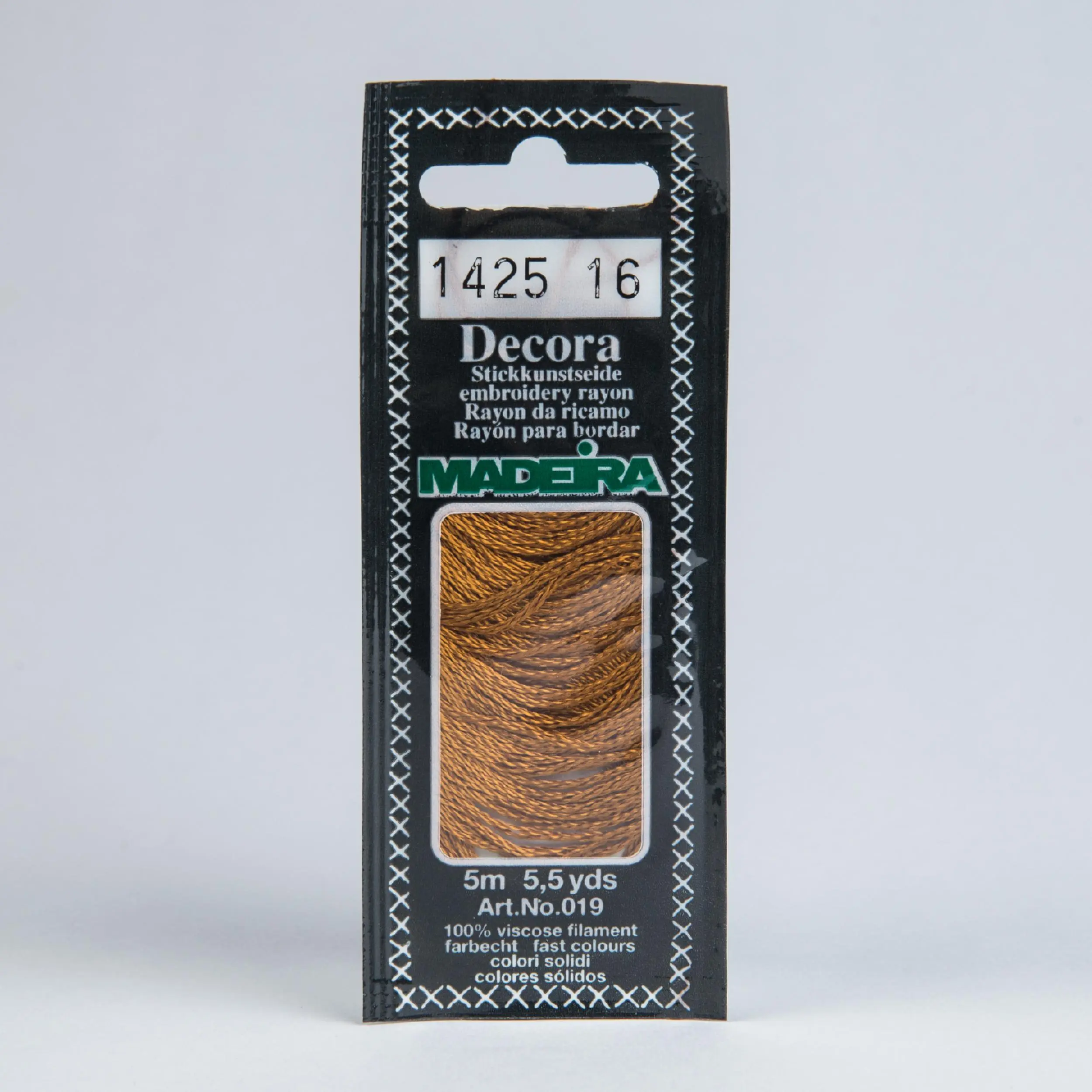 1425 Decora Madeira 5 m 4-х шарові філамент 100% віскоза